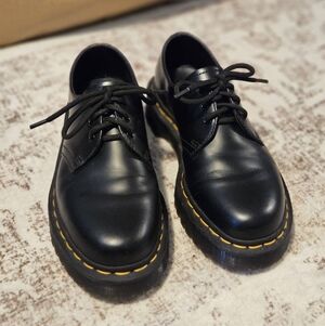 Dr. Martens Oxford 1461 Women's Size 6